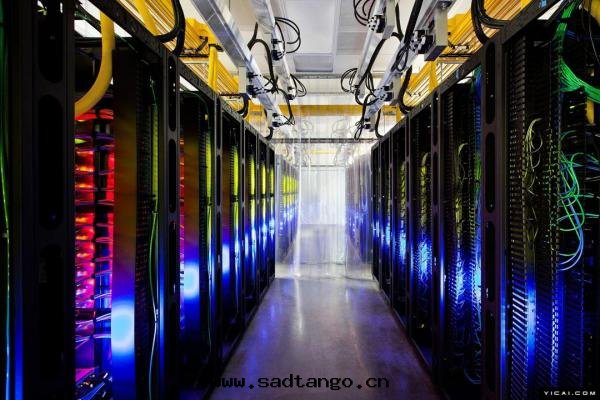 數據(jù)中(zhōng)心(xīn)